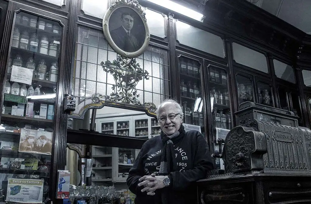Mi abuelo fue el ministro de salud pública de la recordada República de Villa Crespo. Villa Crespo.