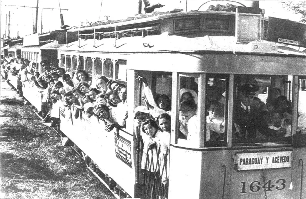 Sobre vías y con troley: Tranvías especiales