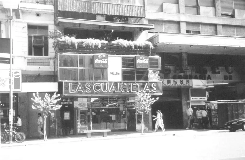 Corrientes, la calle mágica
