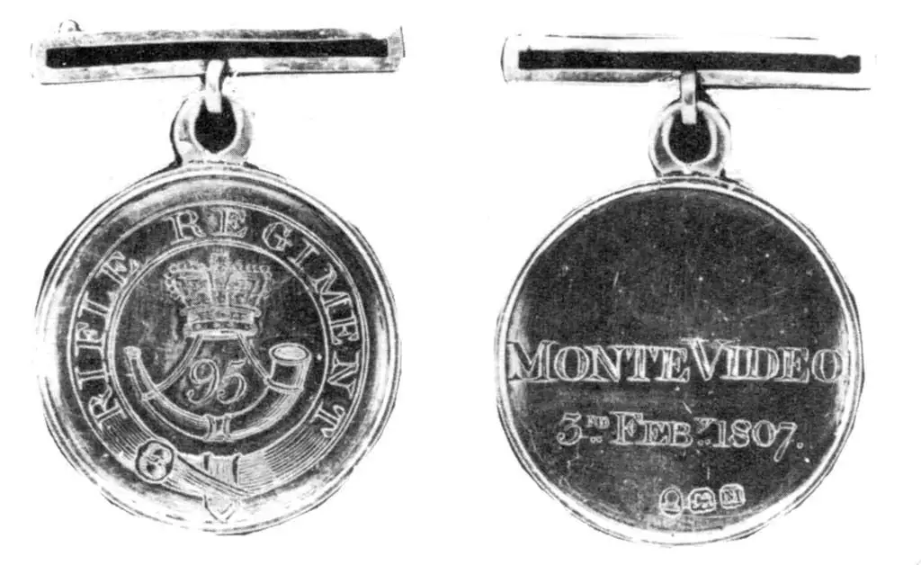 De Buenos Aires a Montevideo - Una medalla del 95° Regimiento Inglés de Rifleros