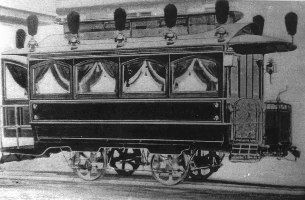 Sobre vías y con troley: El tranvía de los muertos